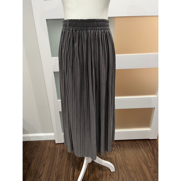 Women's Charcoal Gray Pleated Maxi Skirt Elastic Waistflowy Midi Skirt Casual - Picture 3 of 5